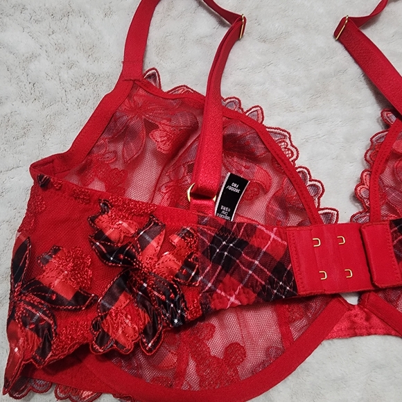 VICTORIA'S SECRET LUXE LINGERIE UNLINED FLORAL EMBROIDERED LOW CUT BRA Sz 36DDD - Picture 5 of 14